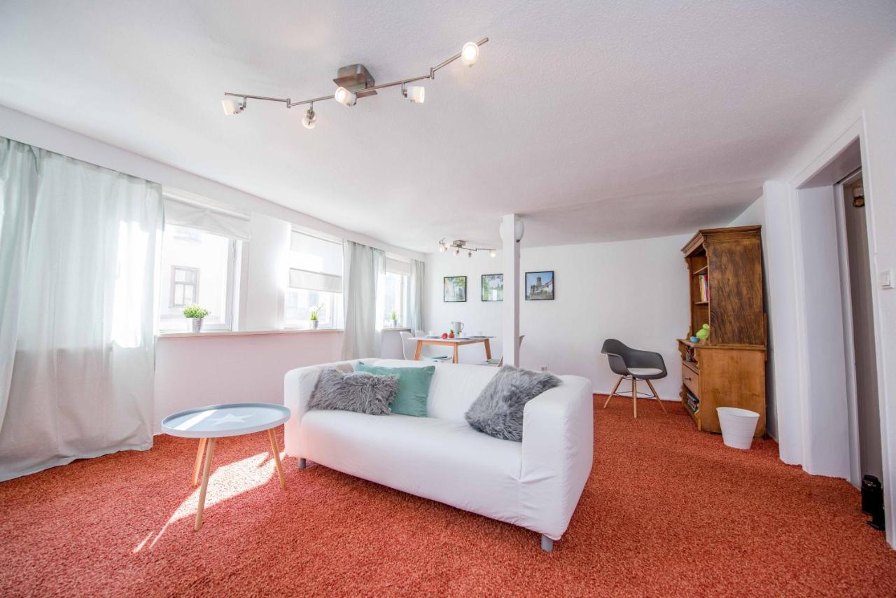 Stilvolle Ferienwohnung Am Historischen Nikolaitor Eisenach Esterno foto